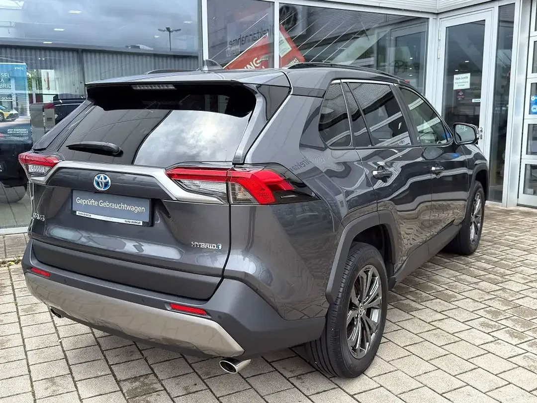 Toyota RAV 4 - Thumbnail 4