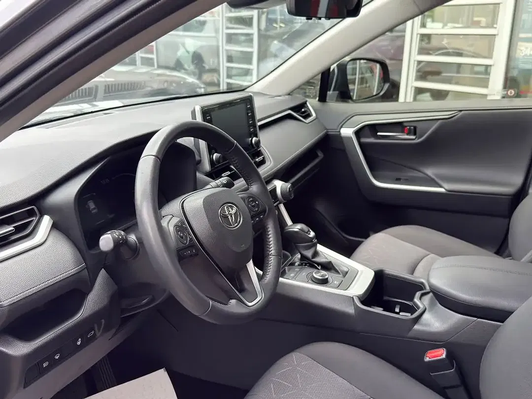Toyota RAV 4 - Thumbnail 7