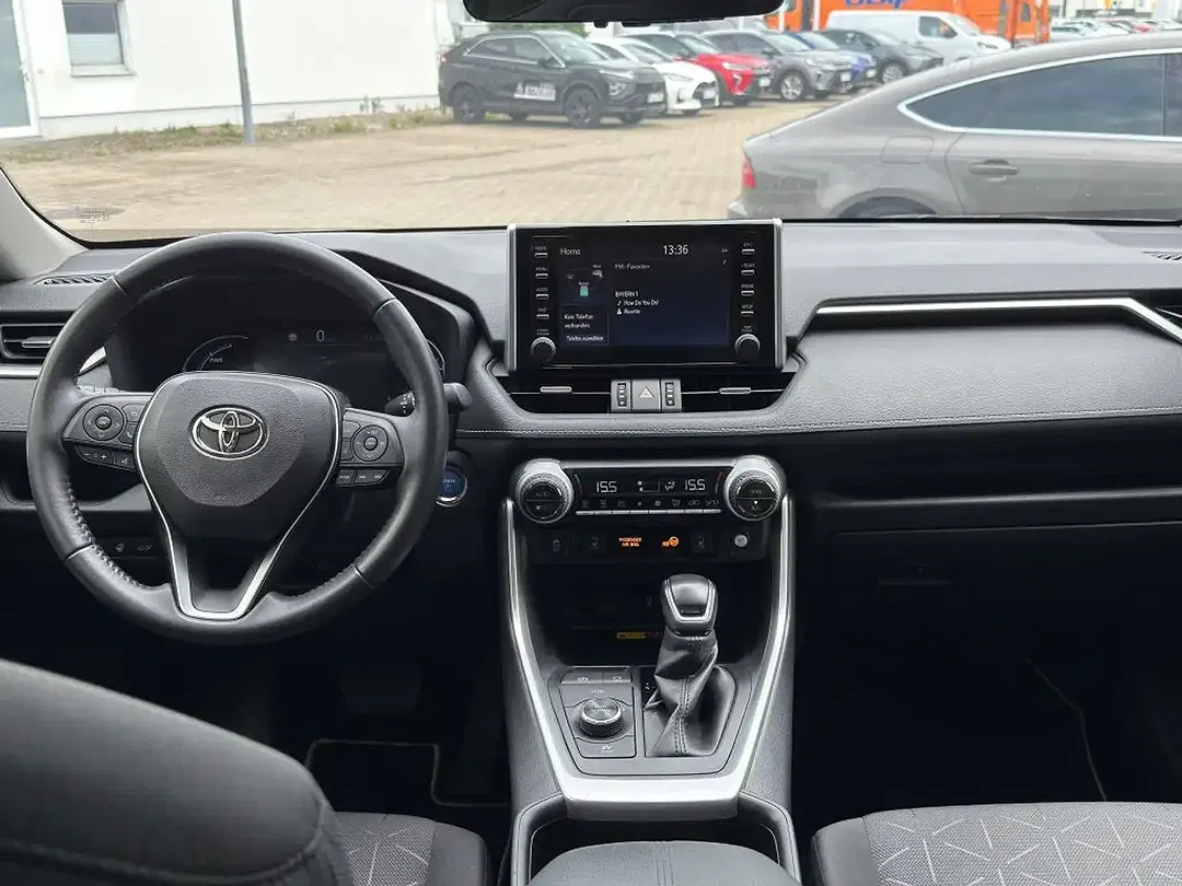 Toyota RAV 4 - Thumbnail 8
