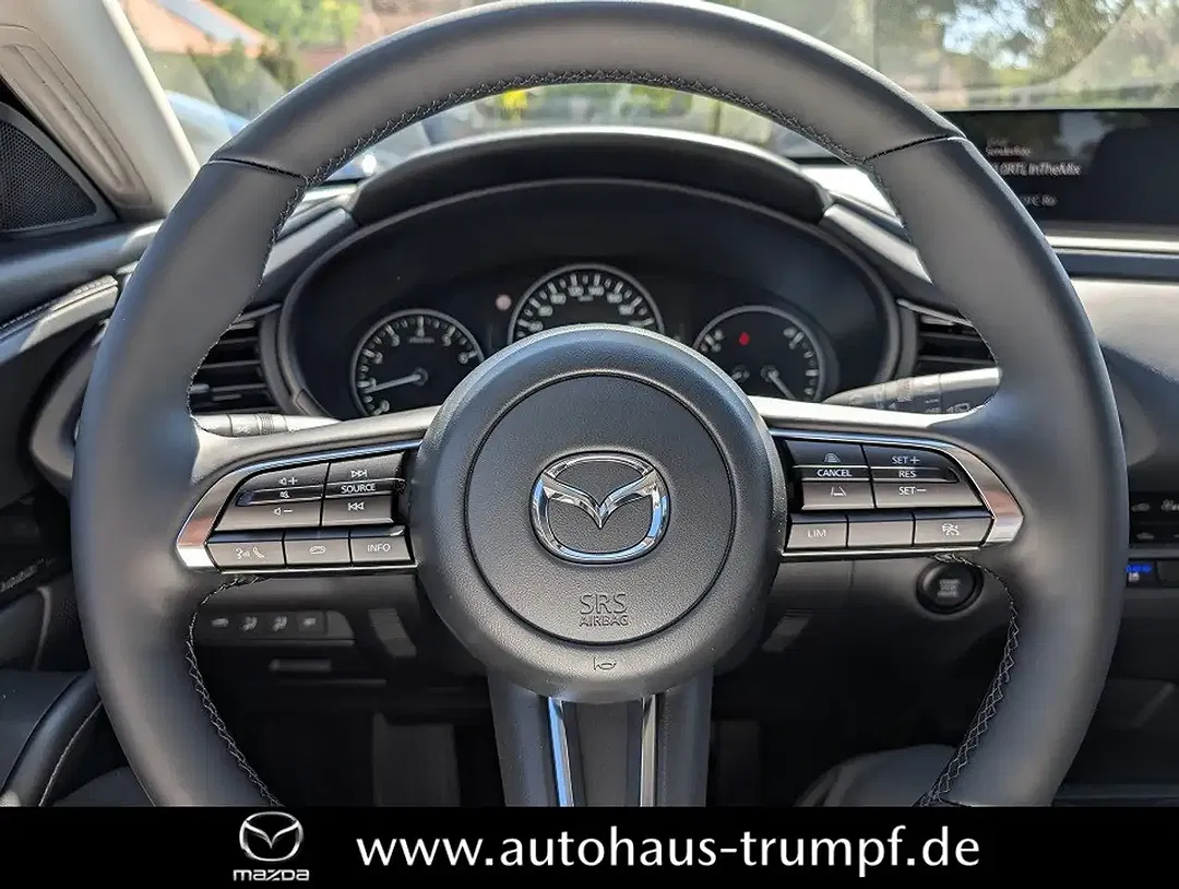 Mazda 2 - Thumbnail 11