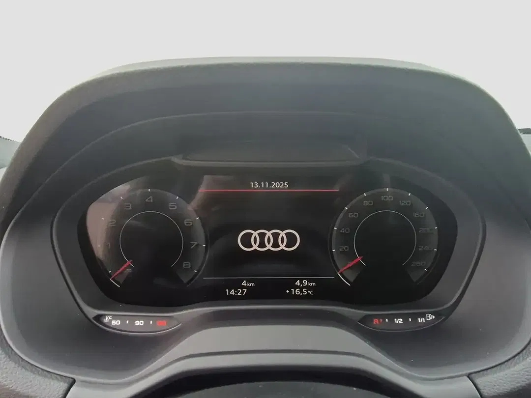 Audi Q2 - Thumbnail 11