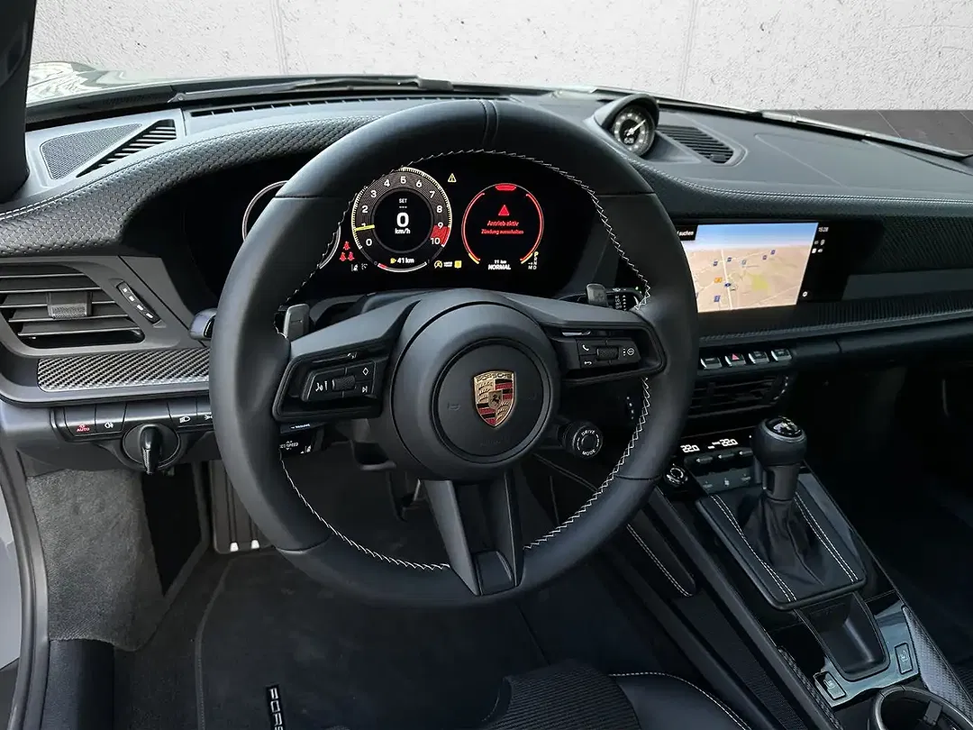 Porsche 992 - Thumbnail 8