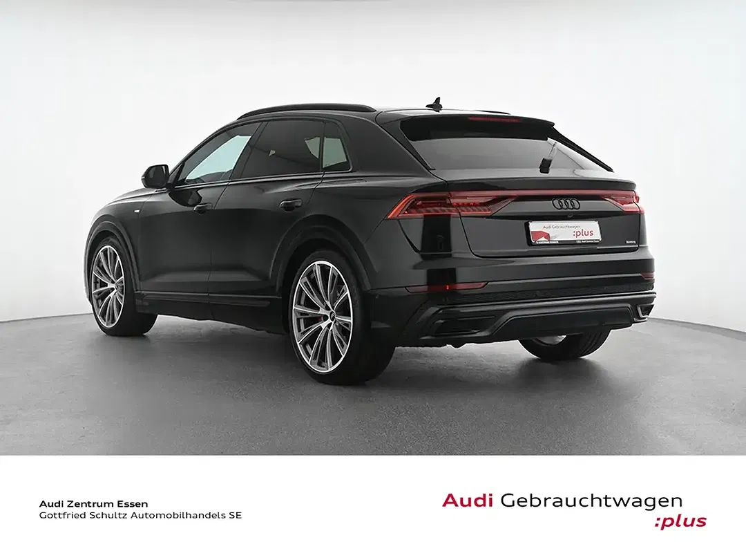 Audi Q8 - Thumbnail 2