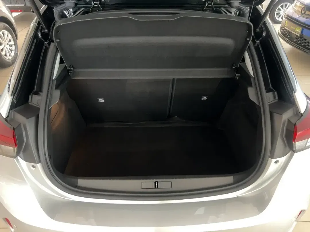 Opel Corsa - Thumbnail 5