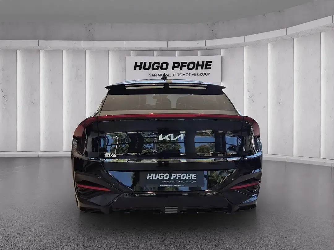 Kia EV6 - Thumbnail 10