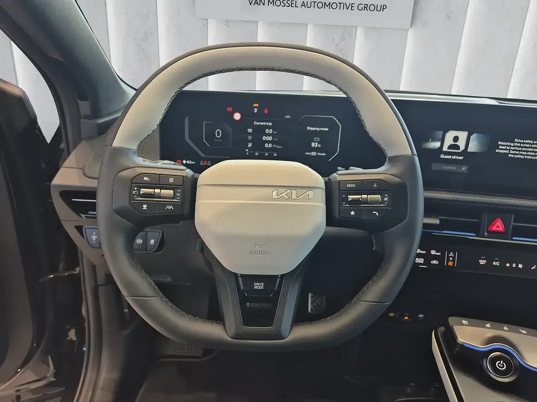 Kia EV6 - Thumbnail 4