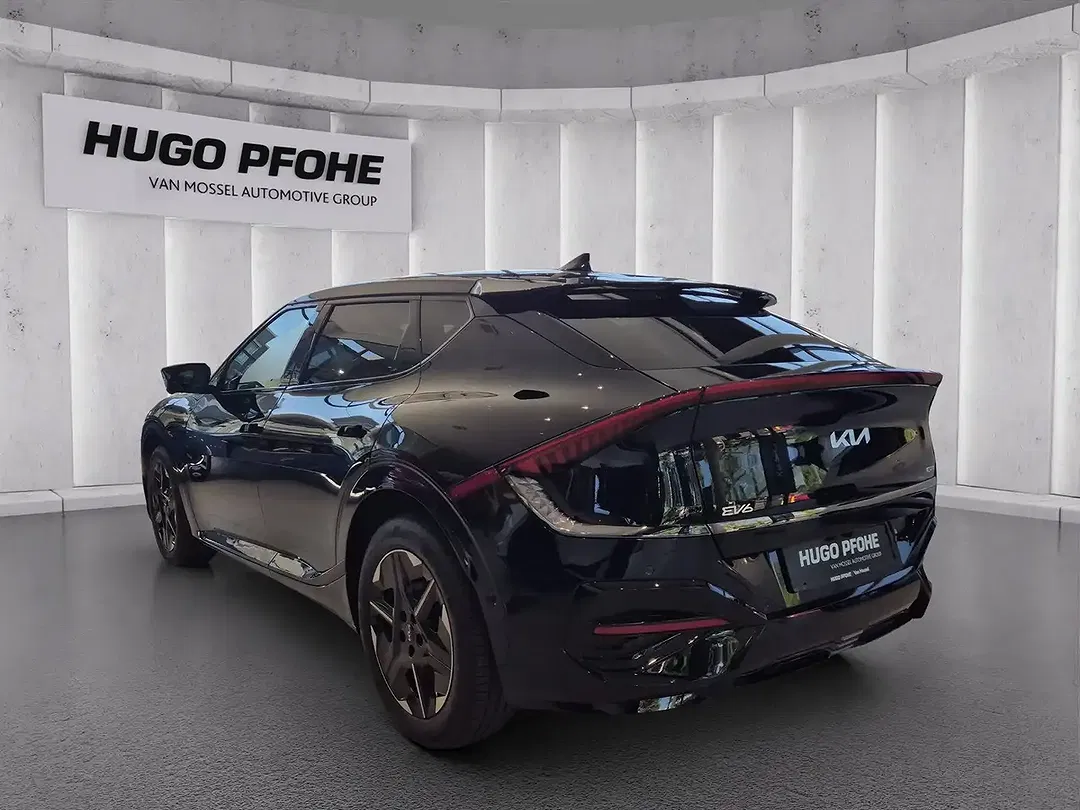 Kia EV6 - Thumbnail 9