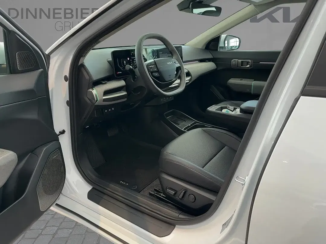 Kia EV4 - Thumbnail 7