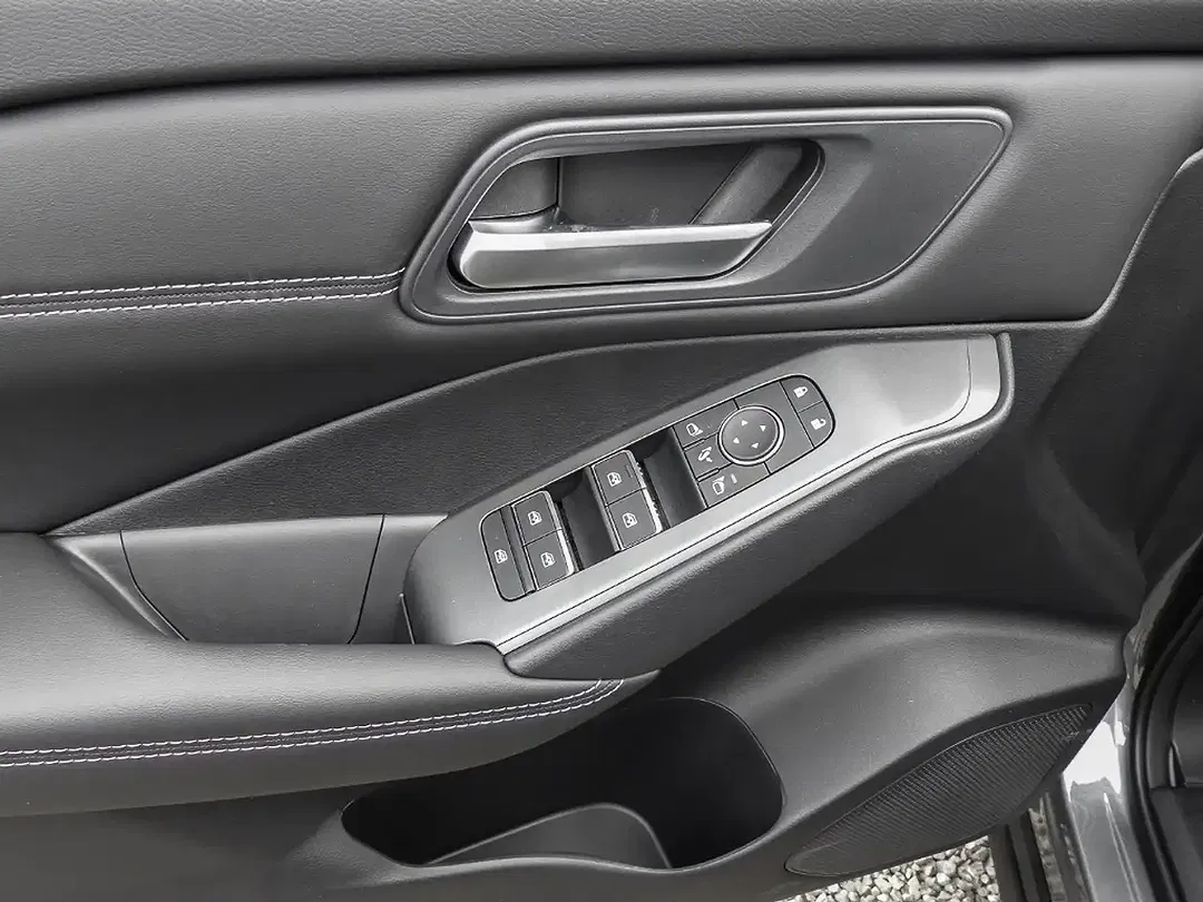Nissan Qashqai - Thumbnail 12