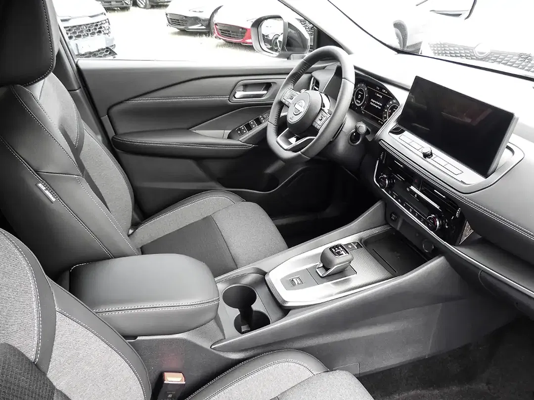 Nissan Qashqai - Thumbnail 4