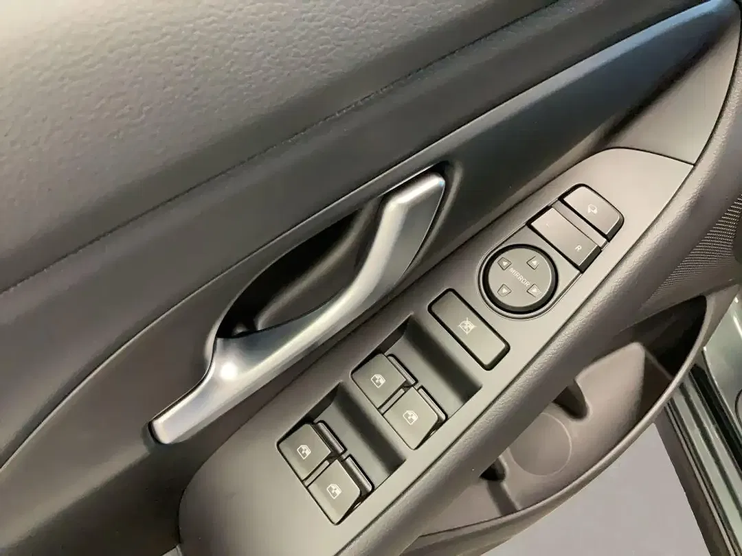 Hyundai i30 - Thumbnail 12