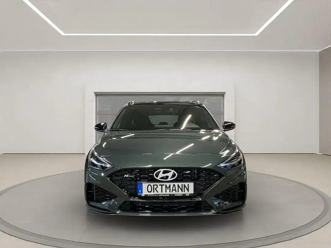 Hyundai i30 - Thumbnail 2