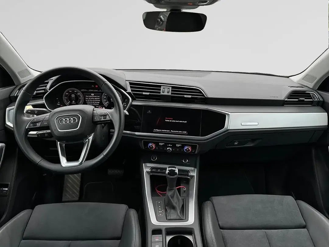 Audi Q3 - Thumbnail 10