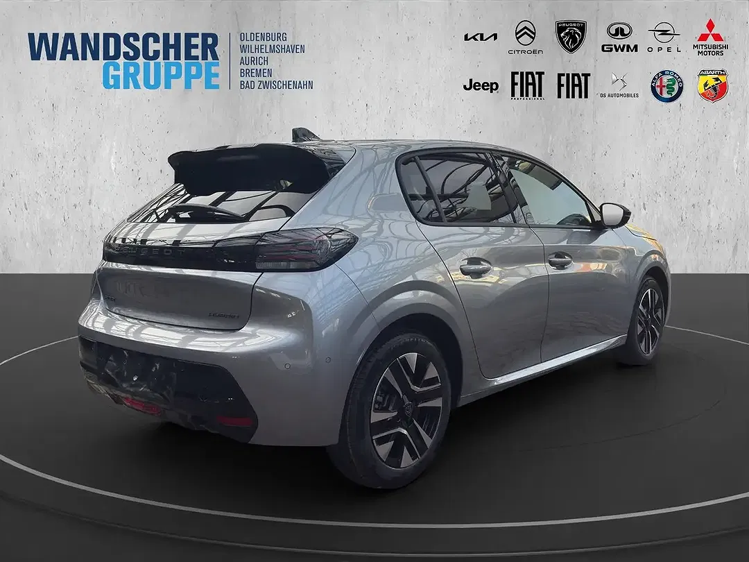 Peugeot 208 - Thumbnail 5