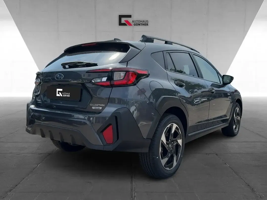Subaru Crosstrek - Thumbnail 3