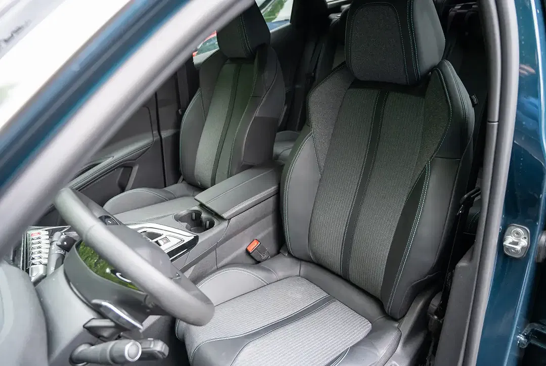 Peugeot 3008 - Thumbnail 7