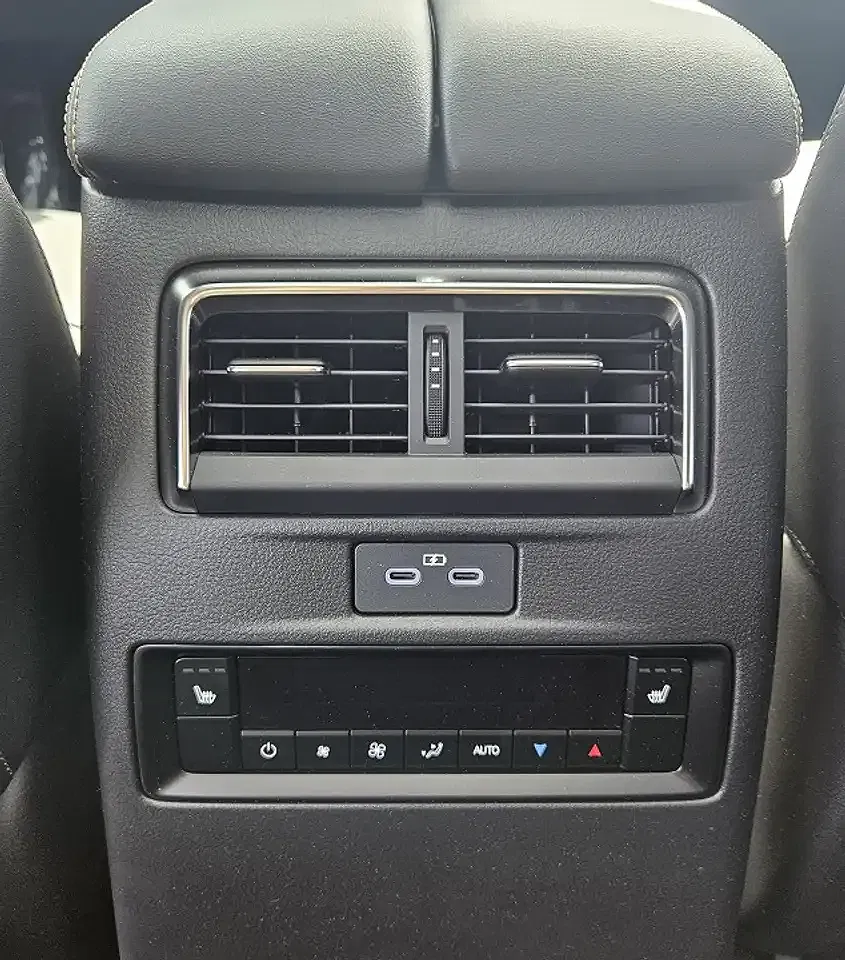 Mazda CX-80 - Thumbnail 12
