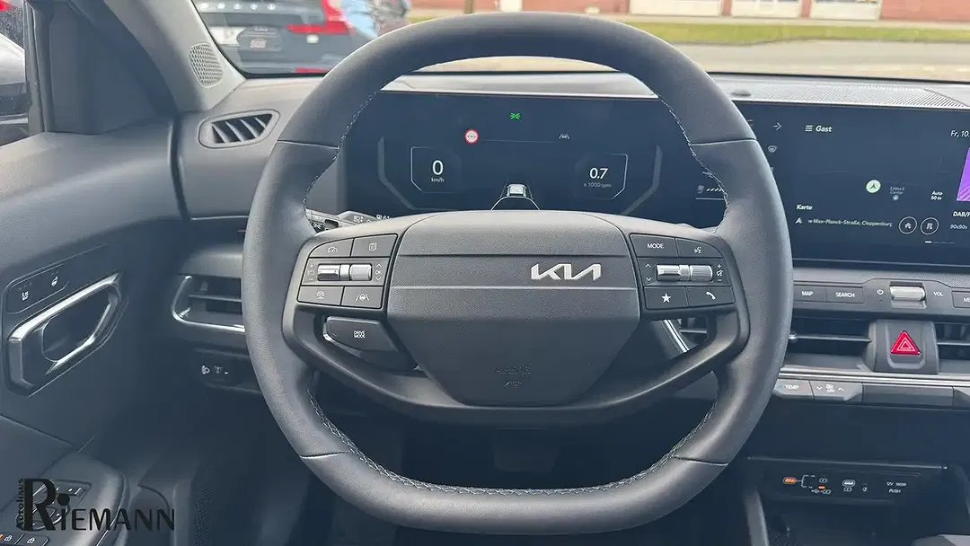 Kia K4 - Thumbnail 14