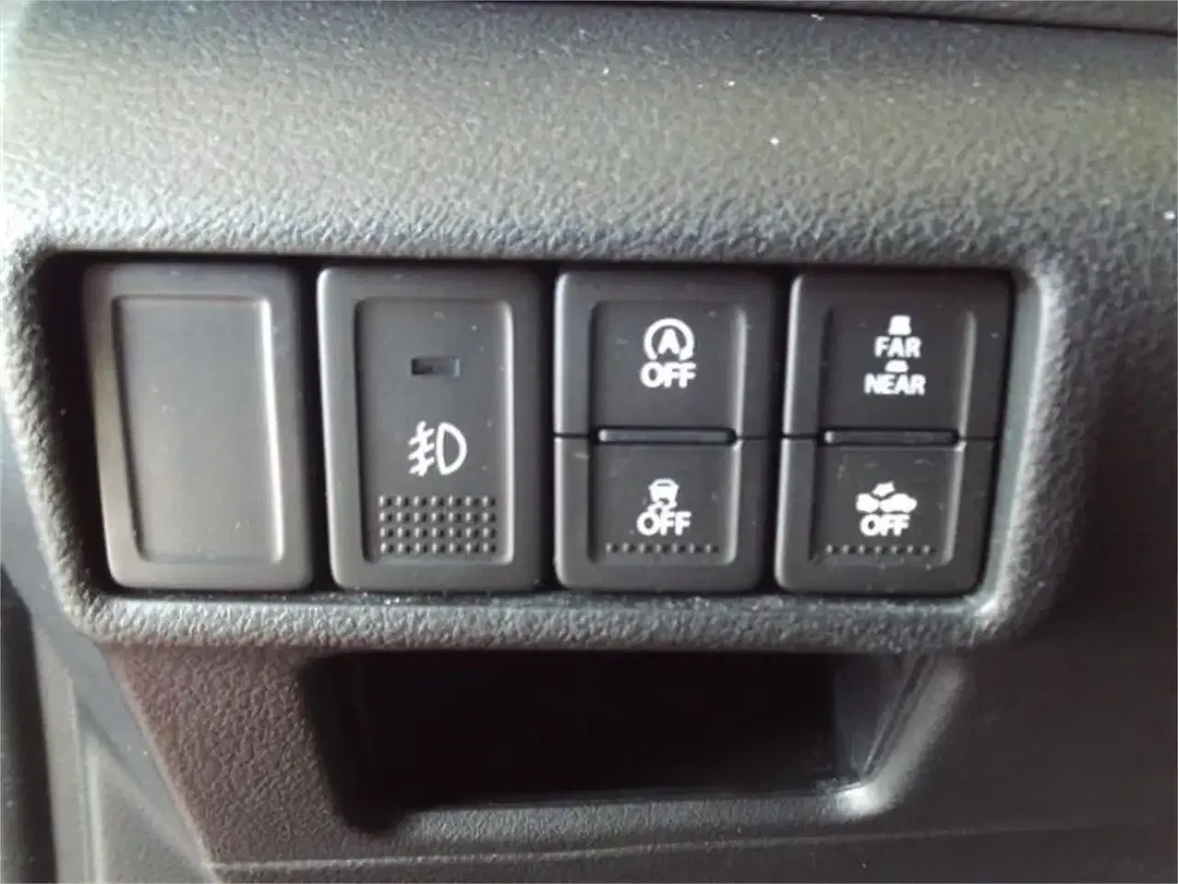 Suzuki SX4 S-Cross - Thumbnail 13