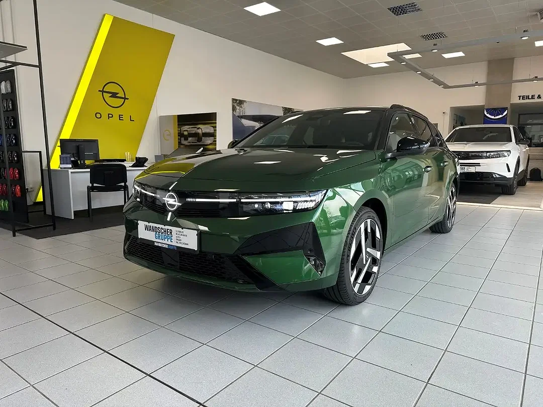 Opel Astra - Afbeelding 1