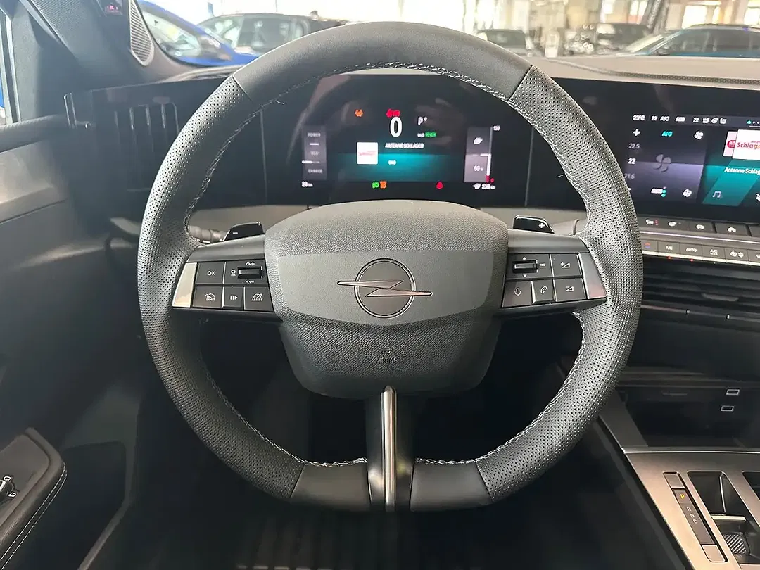 Opel Astra - Thumbnail 11