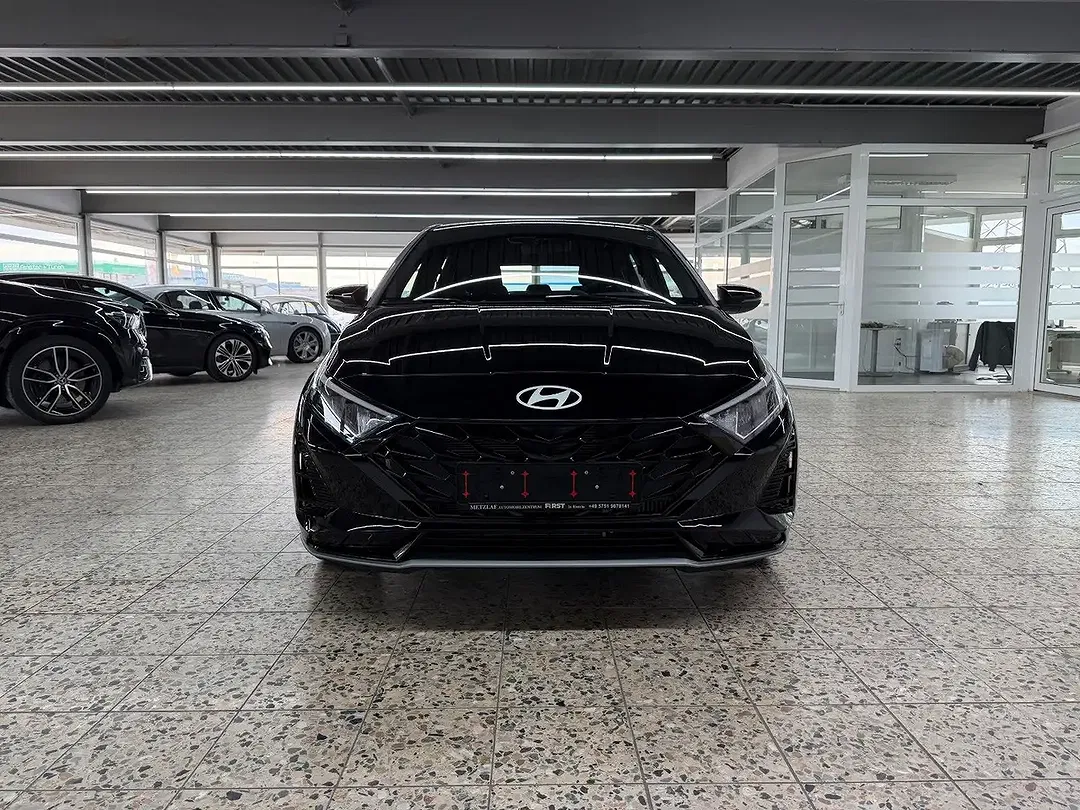 Hyundai i20 - Thumbnail 2
