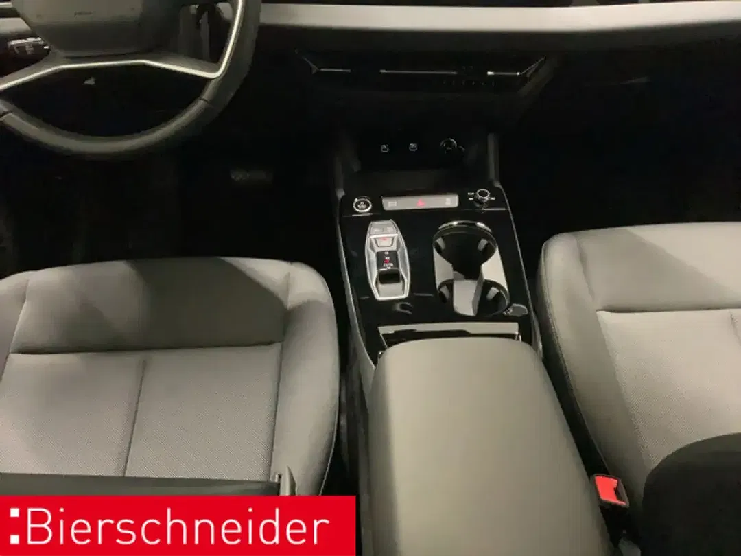 Audi Q6 e-tron - Thumbnail 11
