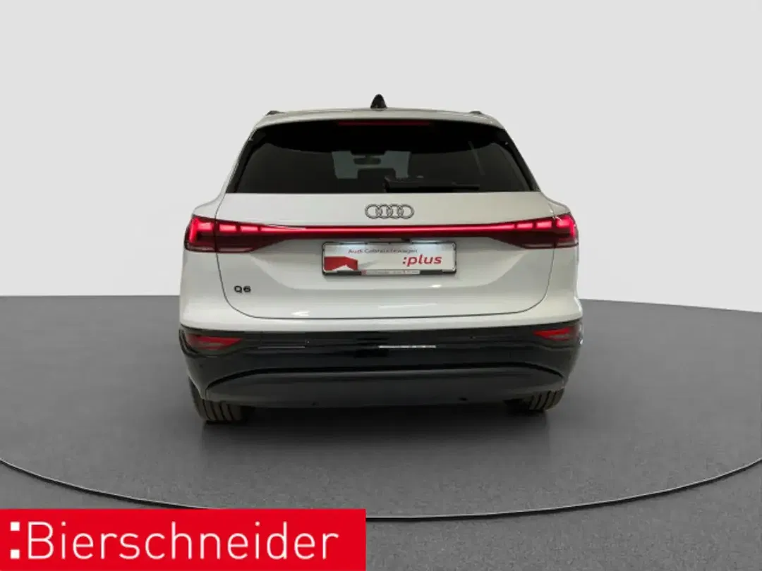 Audi Q6 e-tron - Thumbnail 4