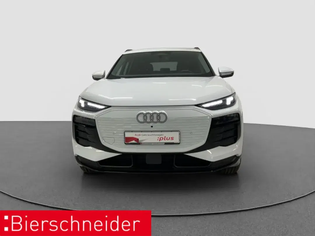 Audi Q6 e-tron - Thumbnail 5