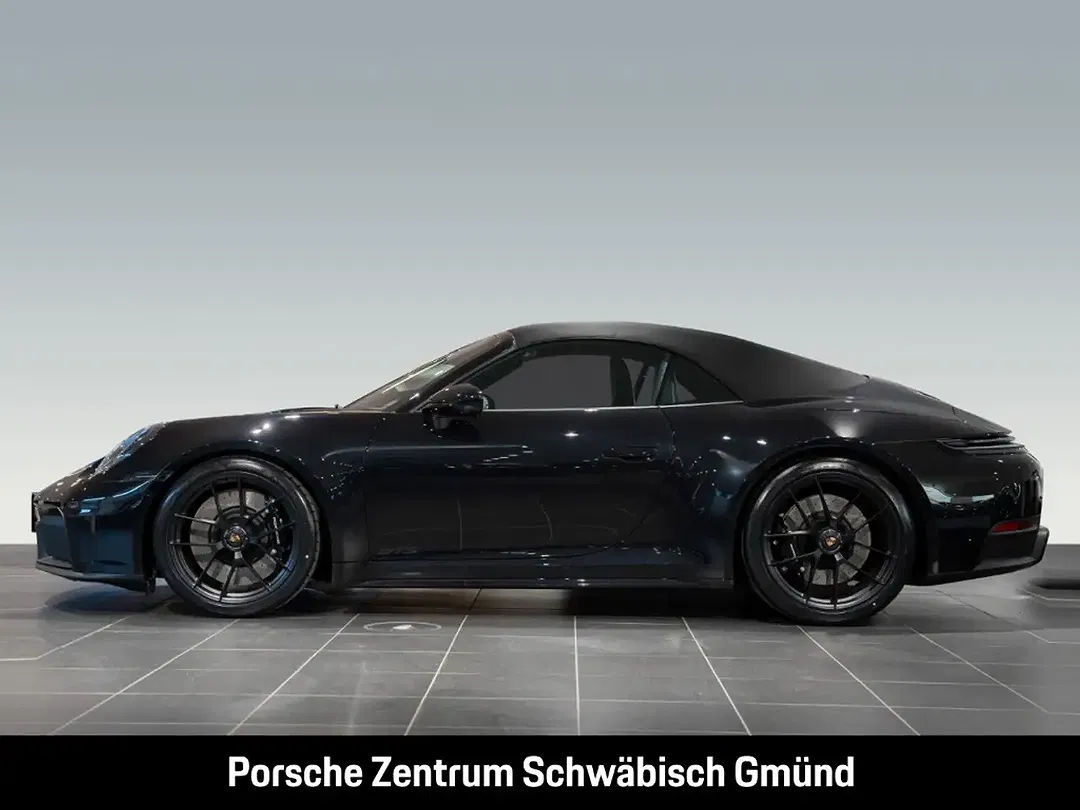 Porsche 992 - Thumbnail 8