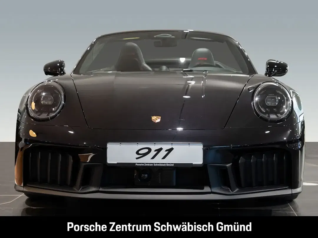 Porsche 992 - Thumbnail 9