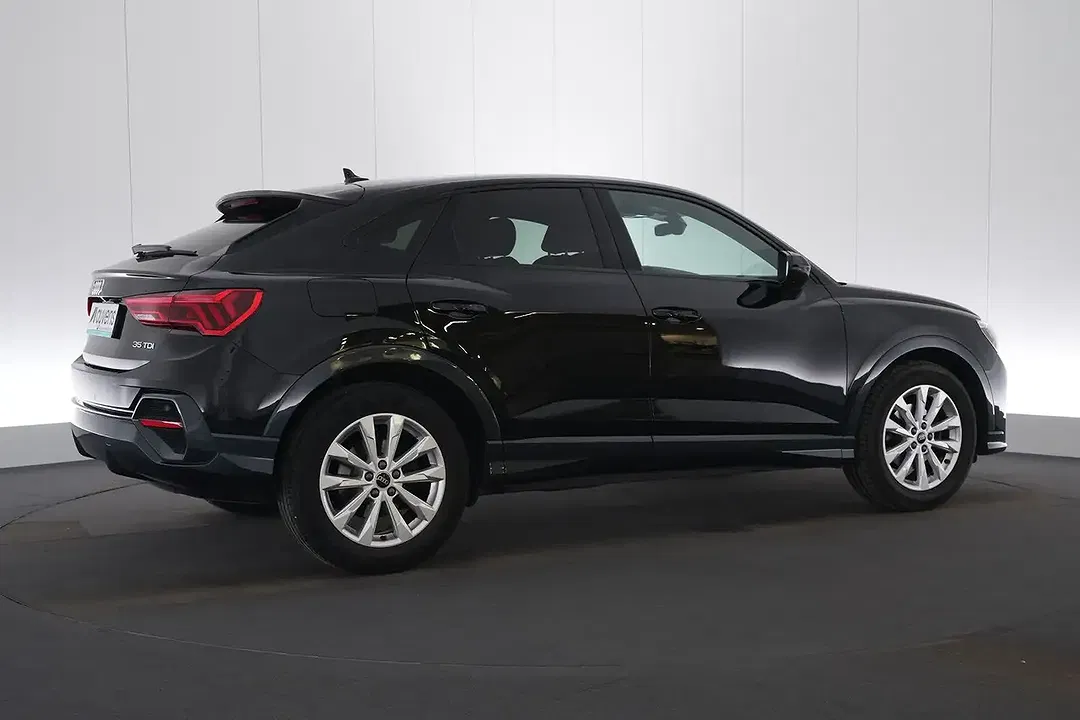 Audi Q3 - Thumbnail 7