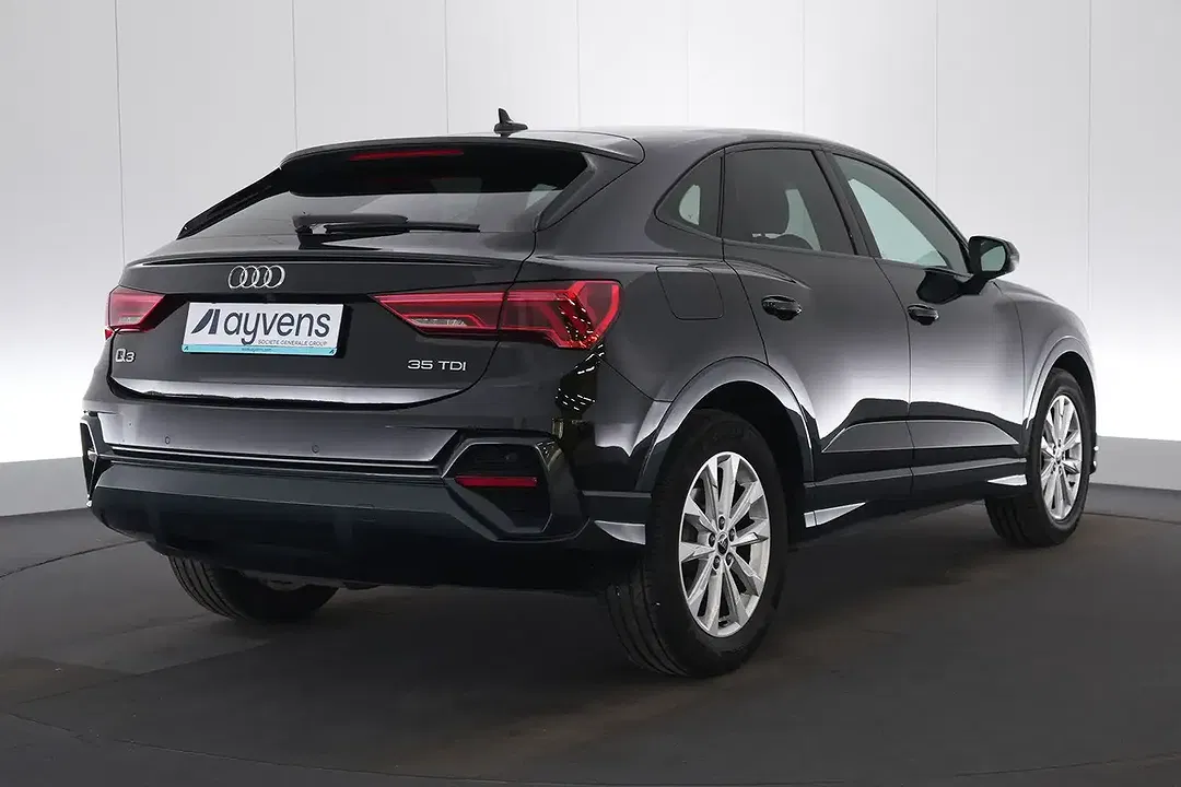 Audi Q3 - Thumbnail 8