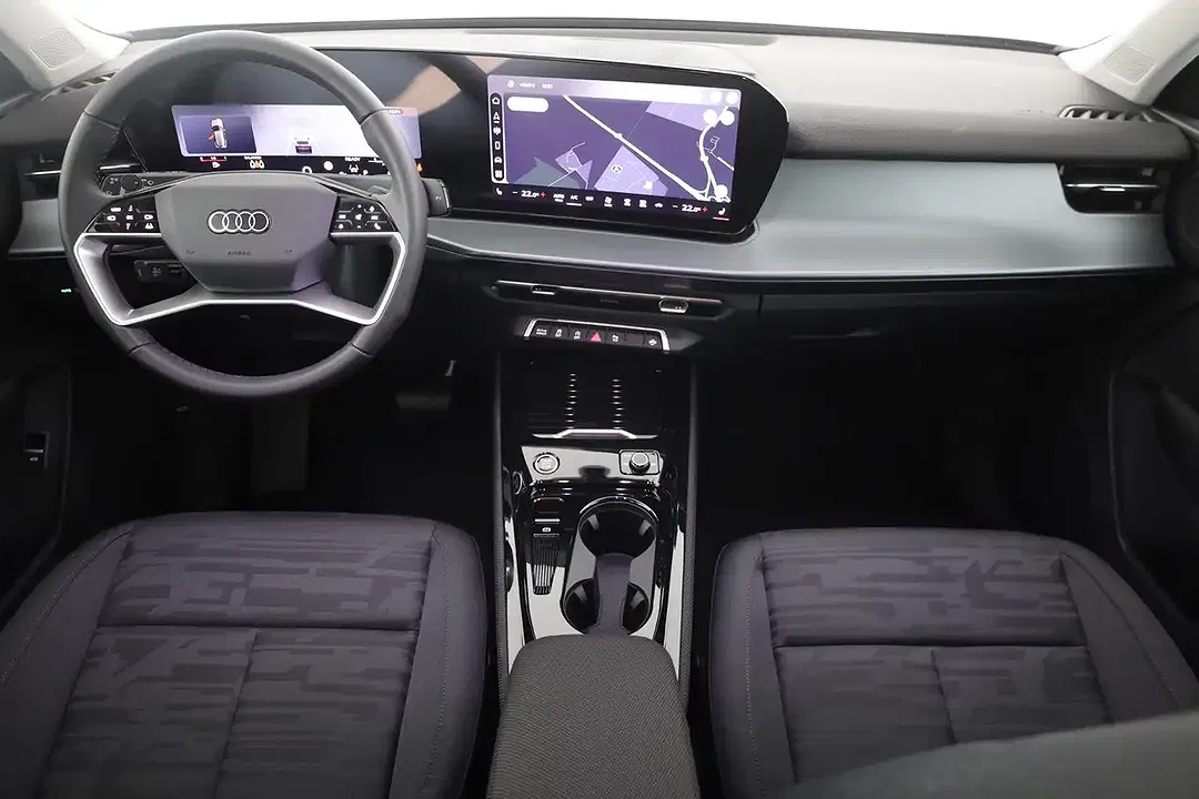 Audi Q3 - Thumbnail 8