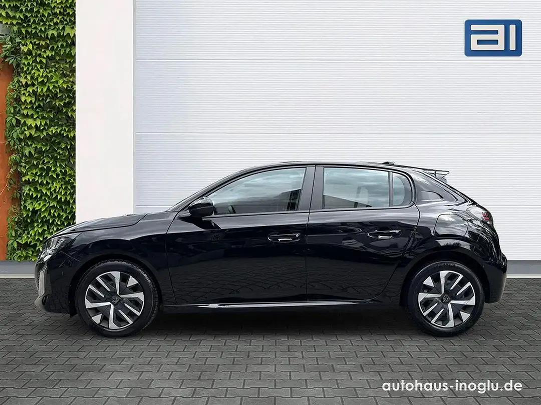 Peugeot 208 - Thumbnail 2