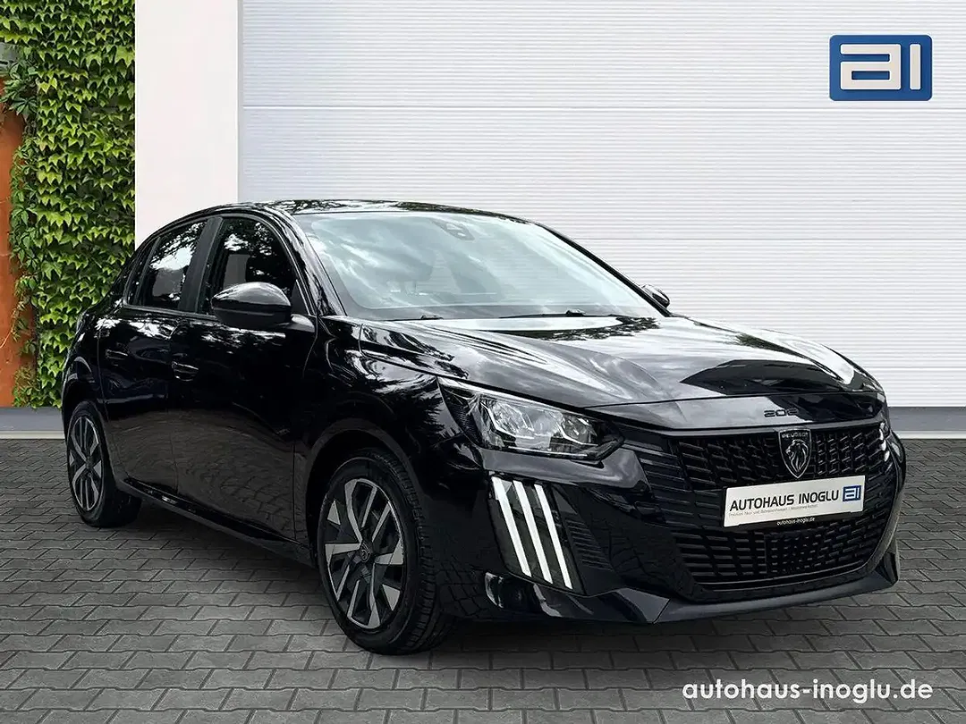 Peugeot 208 - Thumbnail 7