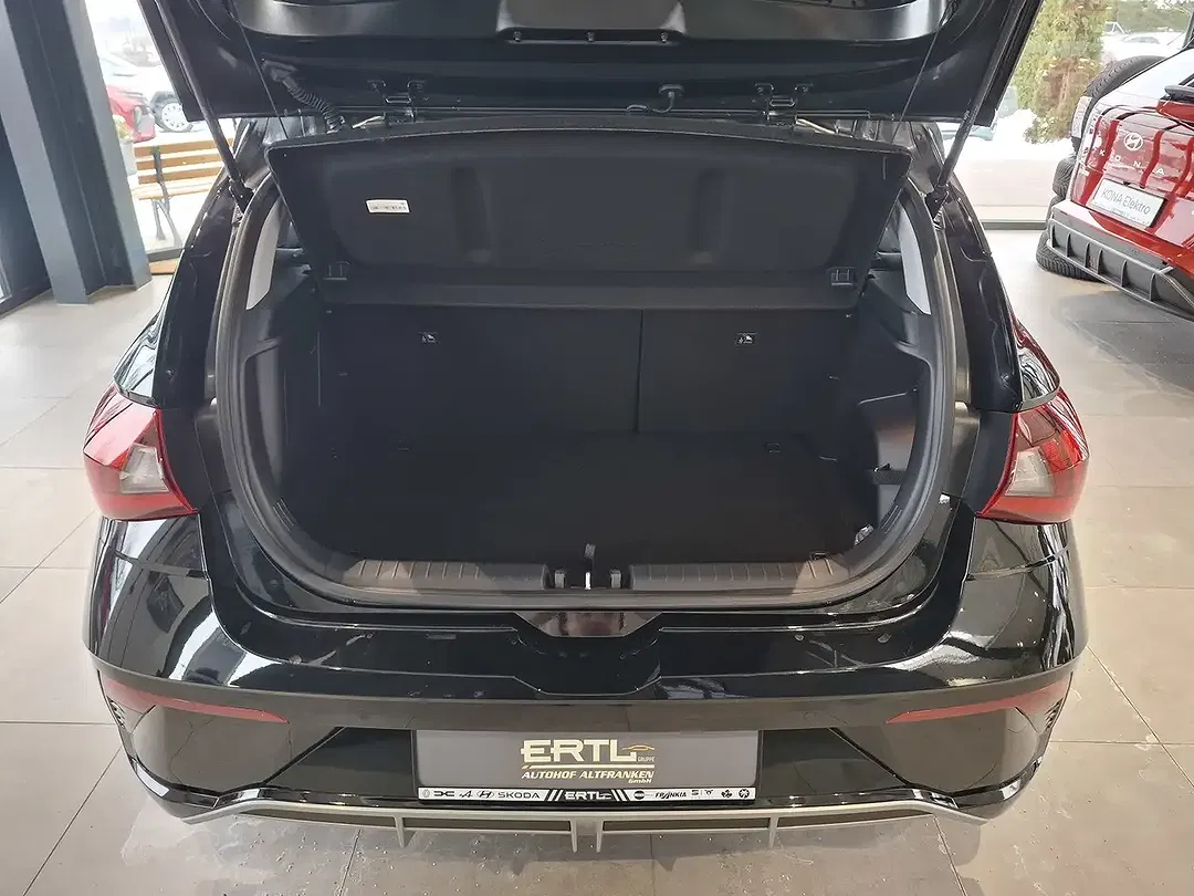 Hyundai i20 - Thumbnail 8