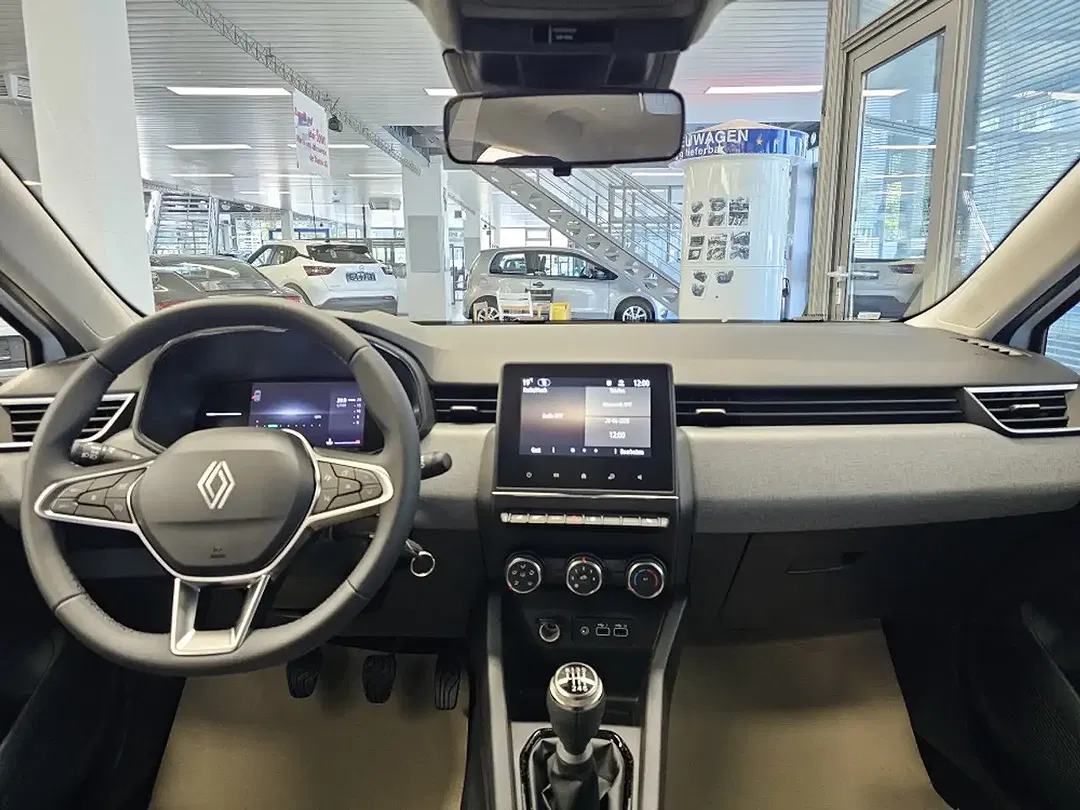 Renault Clio - Thumbnail 6