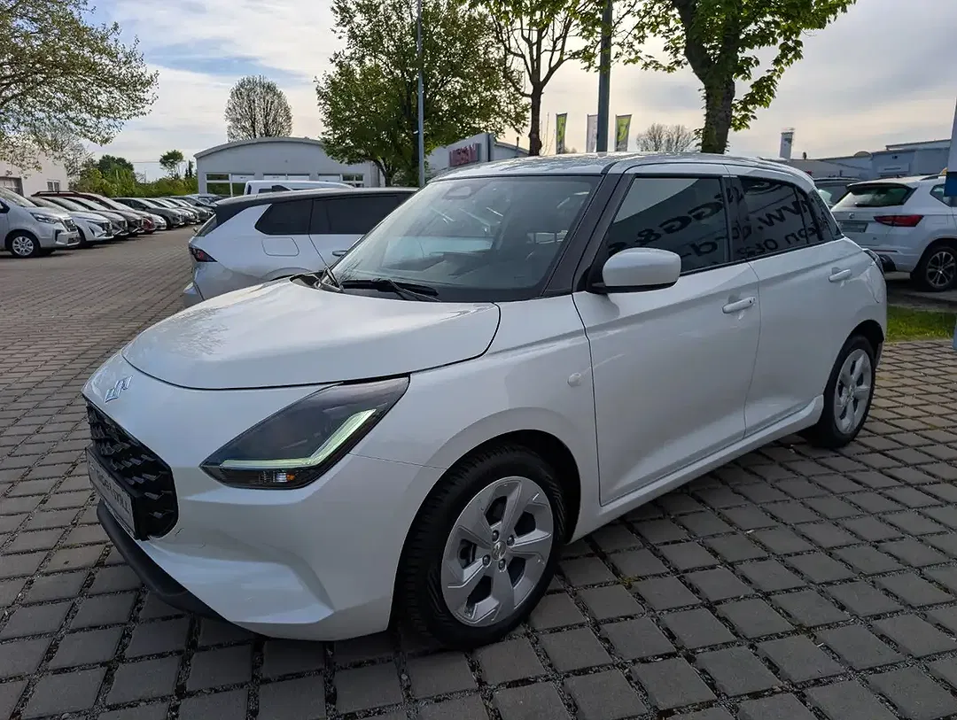 Suzuki Swift - Thumbnail 3