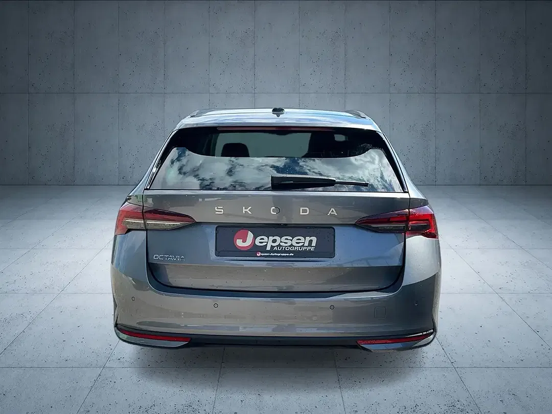 Skoda Octavia - Thumbnail 4