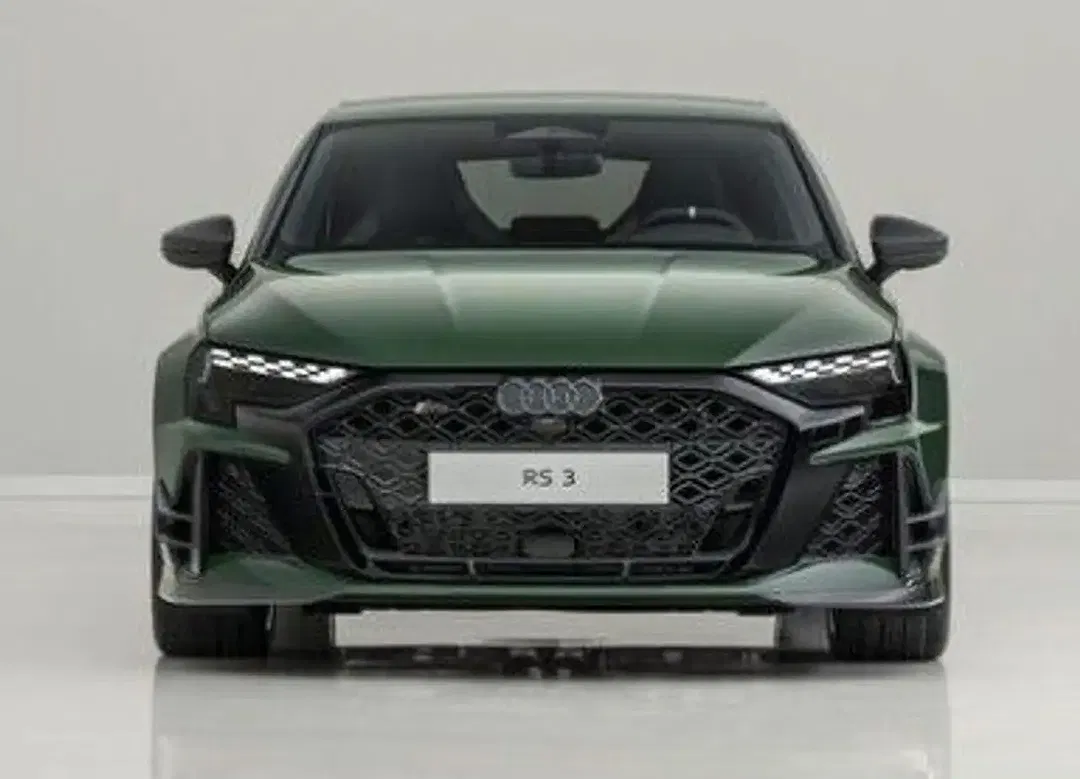 Audi RS3 - Thumbnail 2