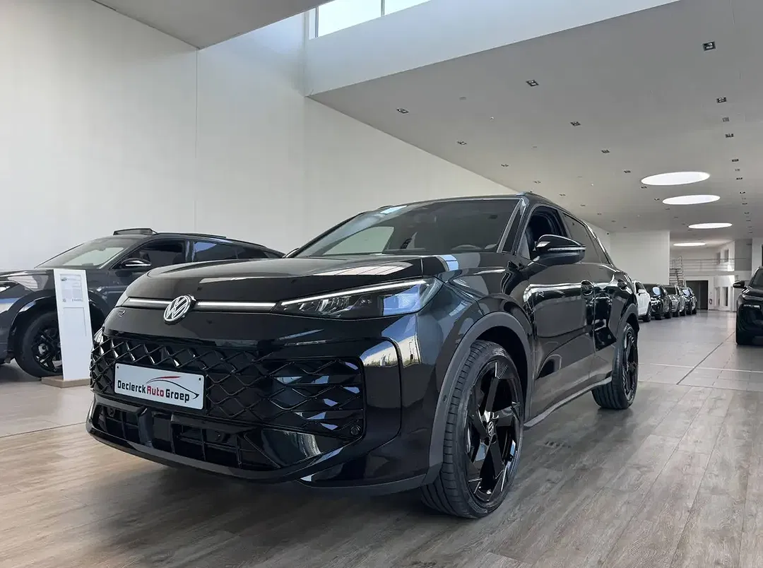 Volkswagen T-Roc - Thumbnail 3