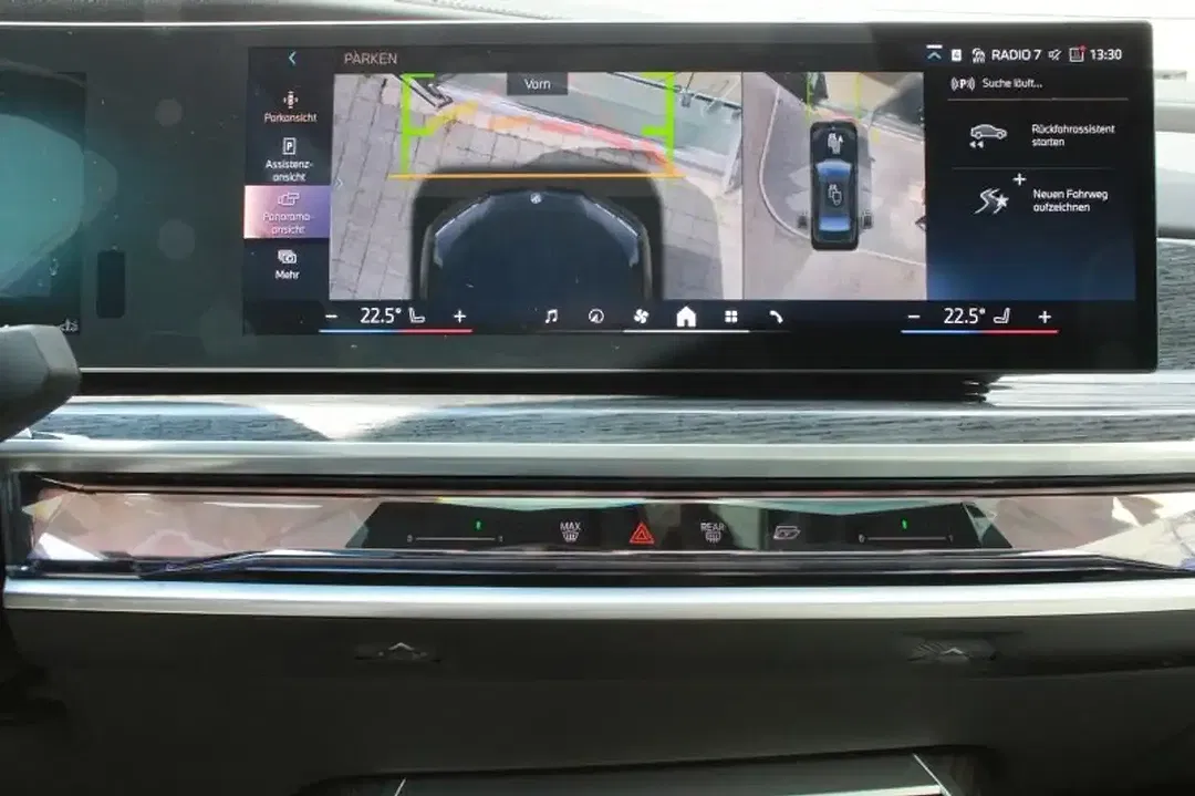 BMW 740 - Thumbnail 12