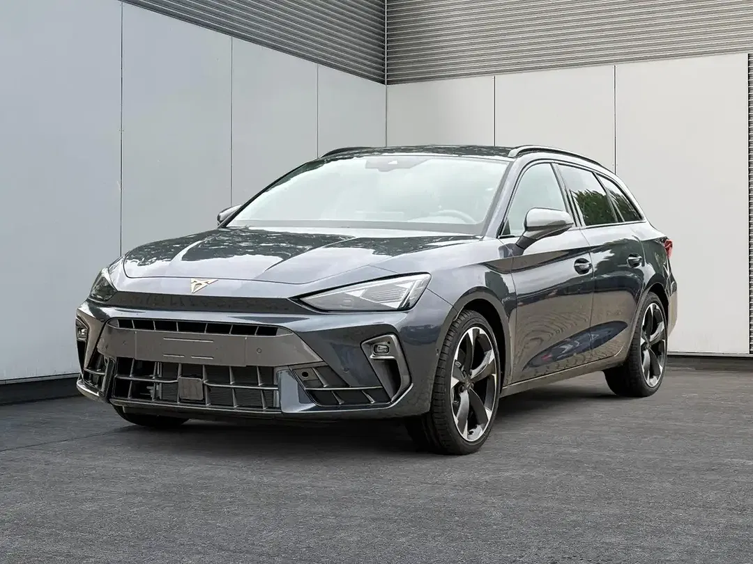 CUPRA Leon - Thumbnail 1