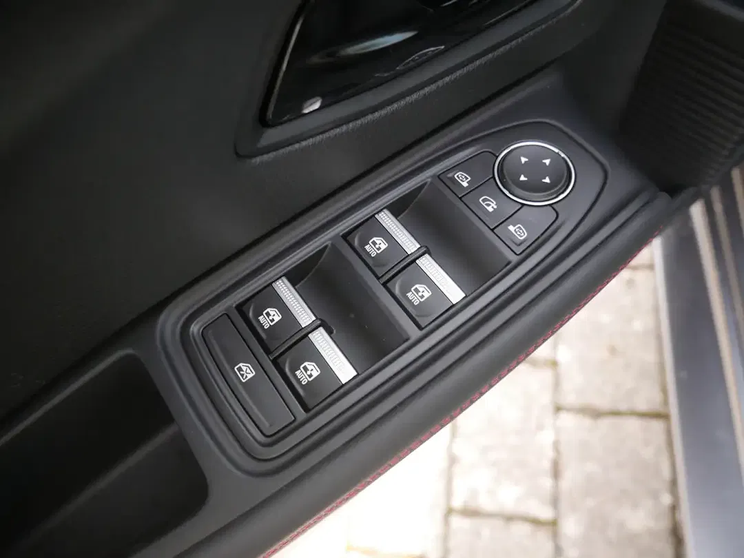Renault Clio - Thumbnail 7