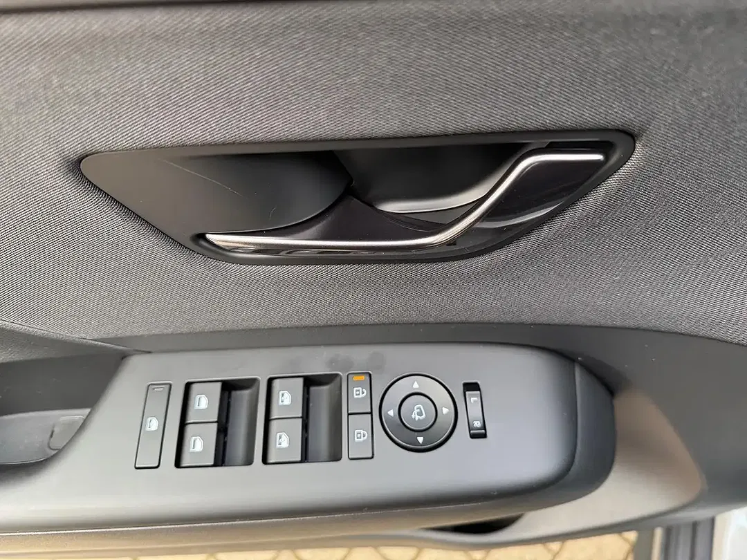 Hyundai KONA - Thumbnail 15