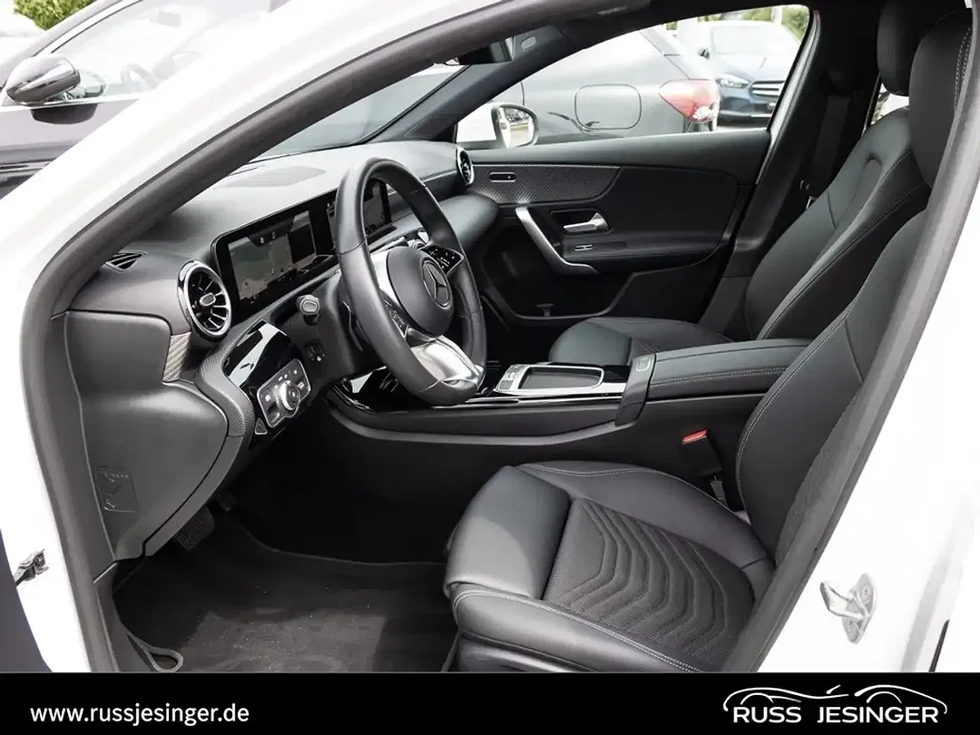 Mercedes-Benz A 180 - Thumbnail 13