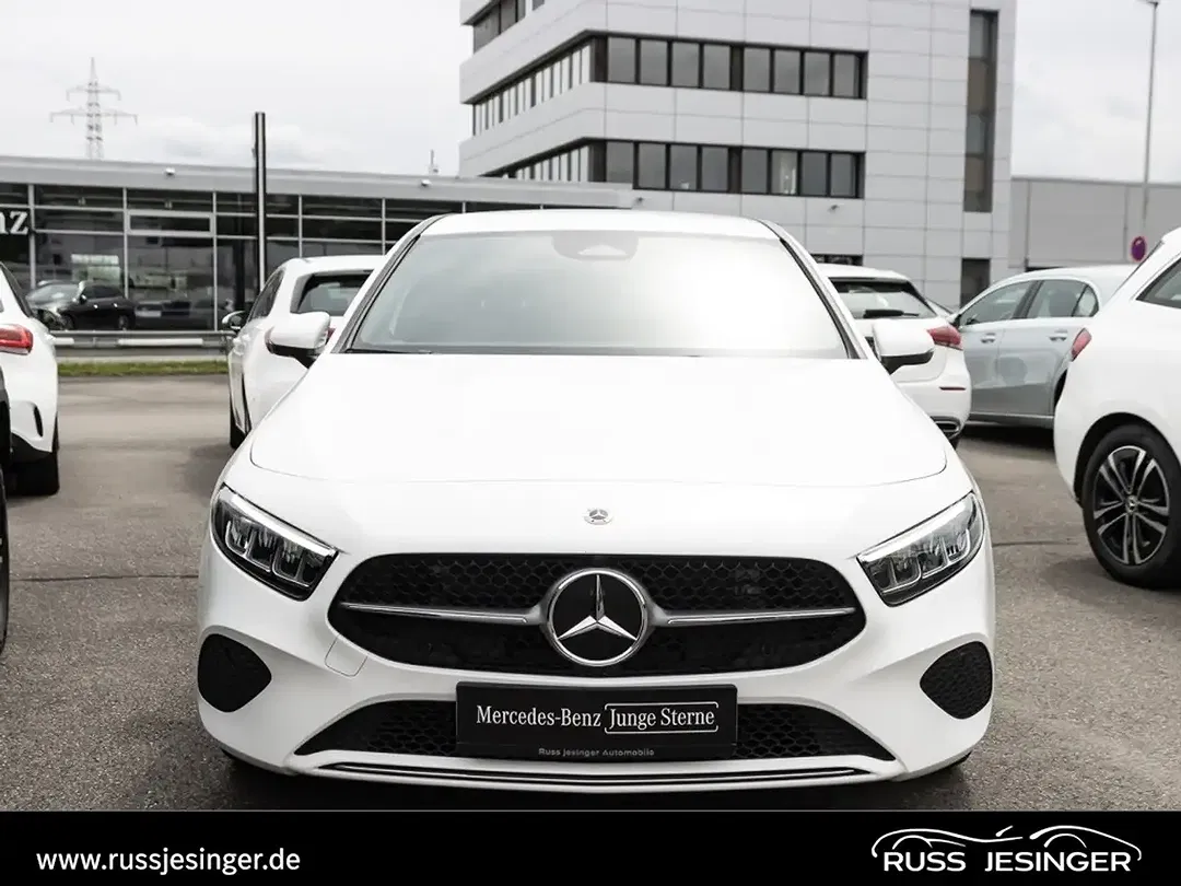Mercedes-Benz A 180 - Thumbnail 5