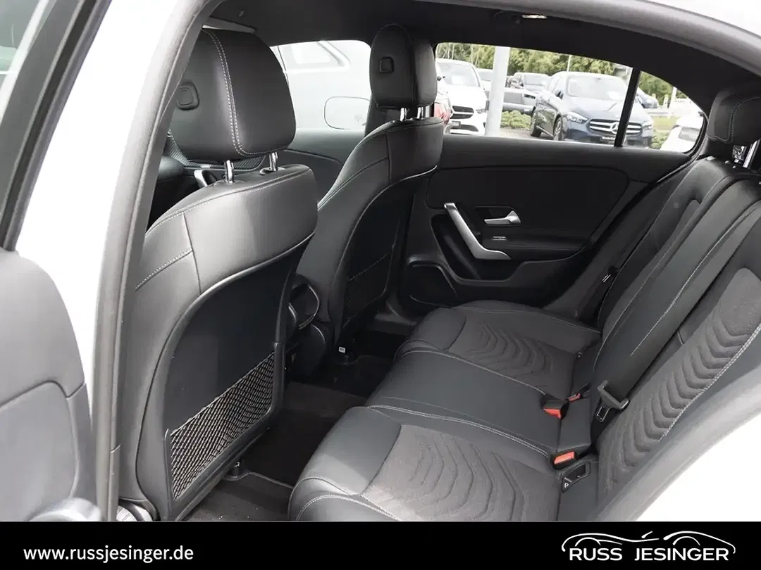 Mercedes-Benz A 180 - Thumbnail 7