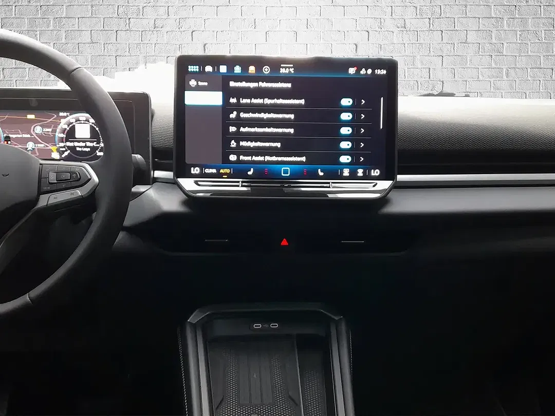 Volkswagen T-Roc - Thumbnail 13